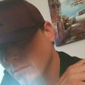 Meet your Posher, Anson